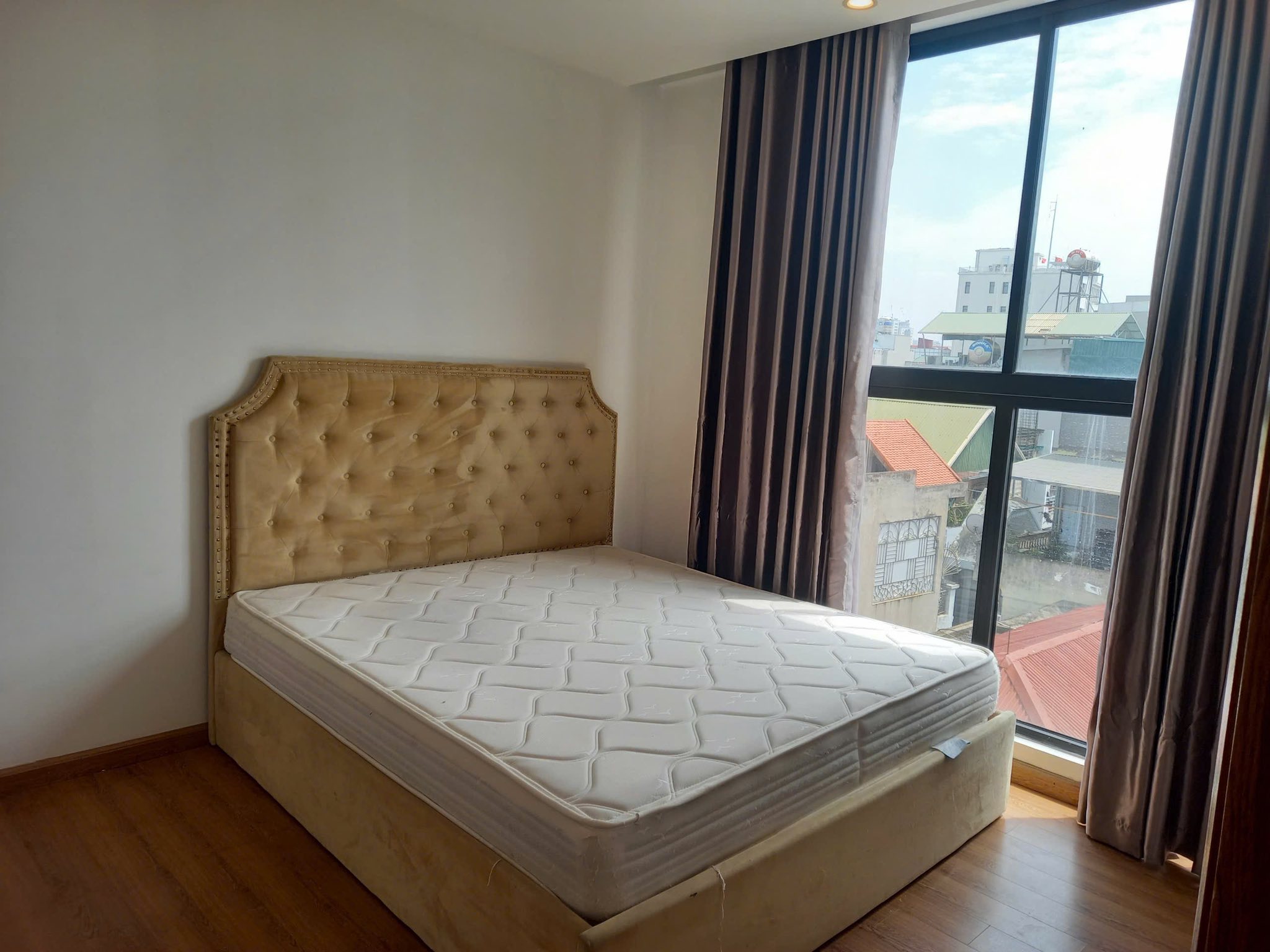 Cho thuê căn hộ Center Point,110 Cầu Giấy, 80m2, 2 ngủ, Full đồ, 16.5 Triệu ở gđ, nhóm đi làm - Ảnh 2